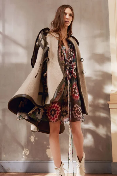 Look 8